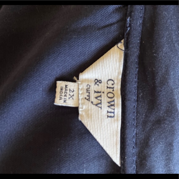 Crown & Ivy Curvy Navy Blue blouse - Picture 2 of 4